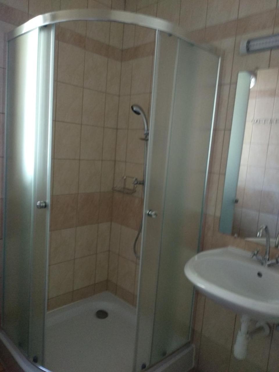 Acopark Vendeghaz Hotell Debrecen Eksteriør bilde